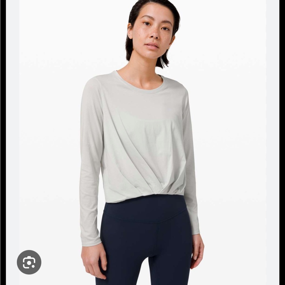 Lululemon Pleats & Thank You Women's Long Sleeve Top in Vapor